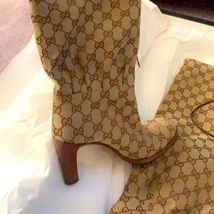Gucci booties worn ONCE size 6.5 (36 1/2)